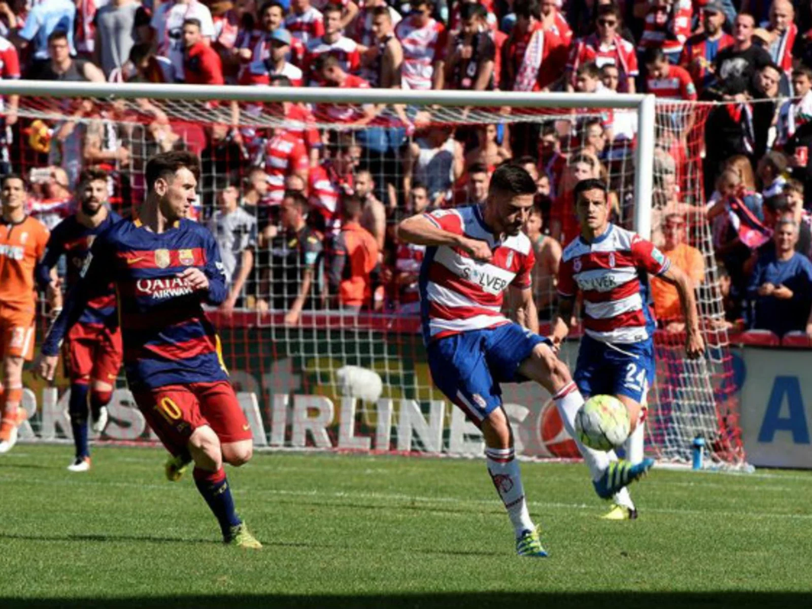 Postales del triunfo de Barcelona sobre Granada que le dio el título en España