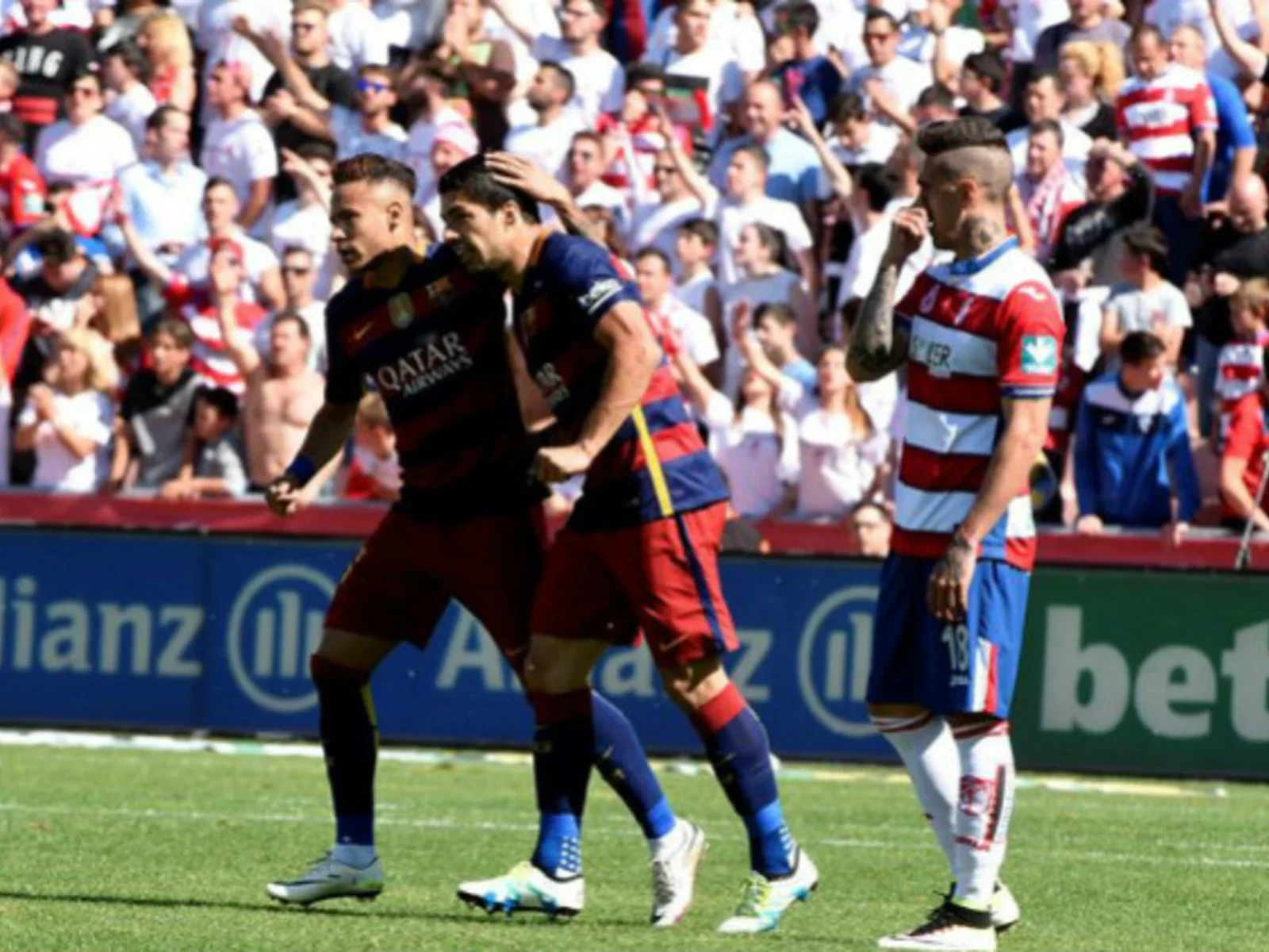 Postales del triunfo de Barcelona sobre Granada que le dio el título en España