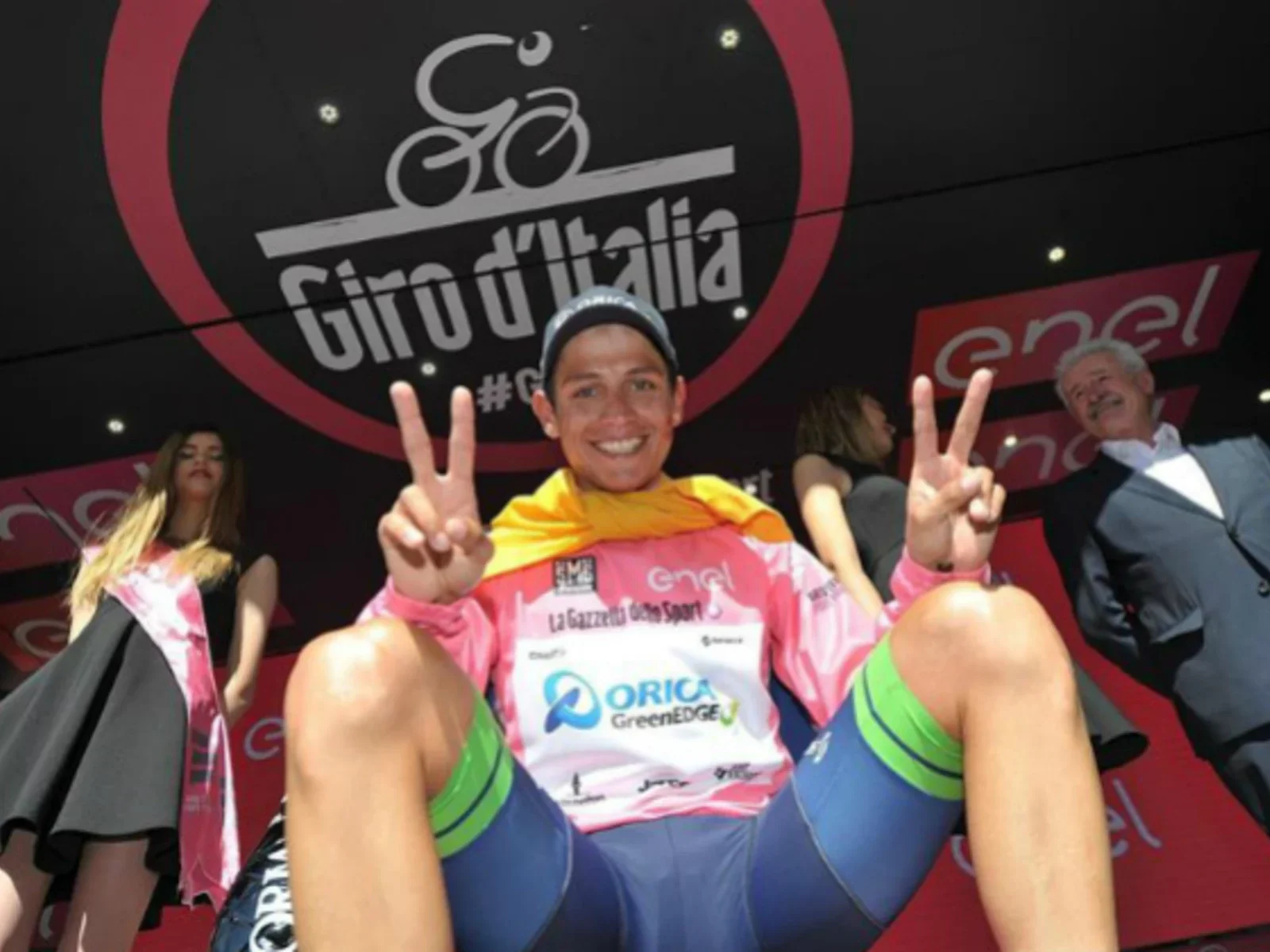 Repasa en imágenes la etapa que le dio la Maglia Rosa a Esteban Chaves