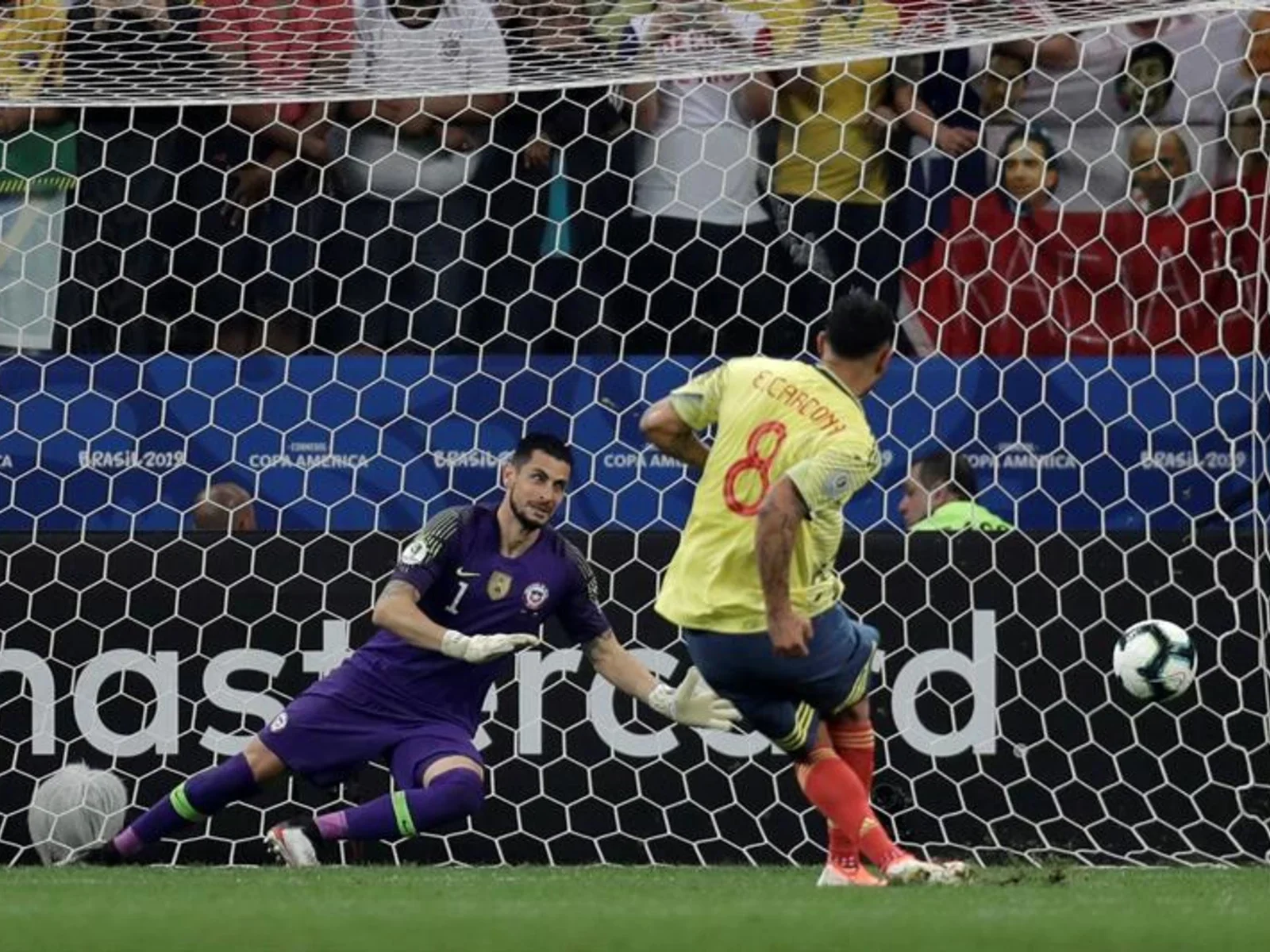 Repasa las mejores fotos de la clasificación de Chile por penales ante Colombia