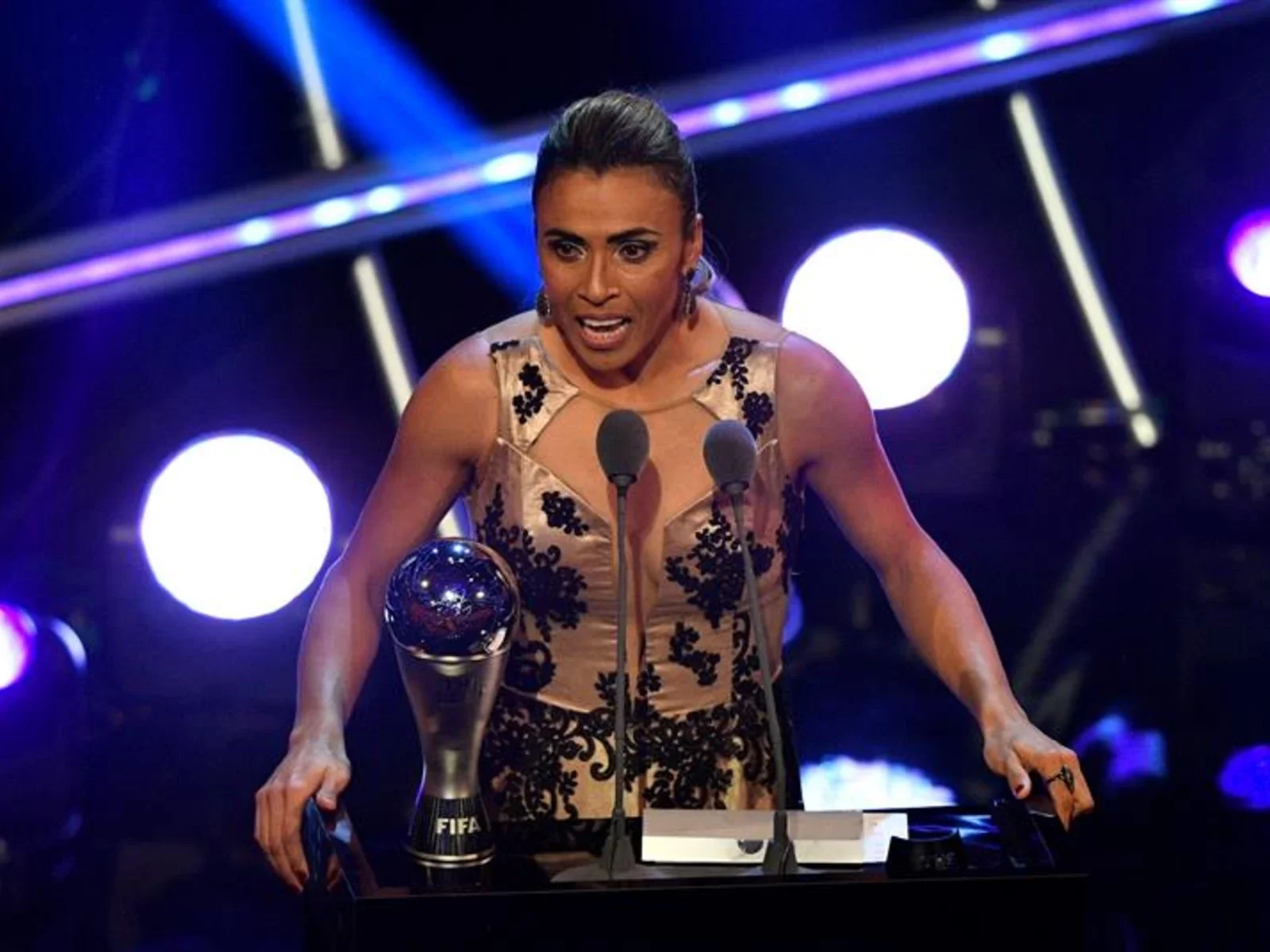 Revisa aquí las postales que dejó la gala del premio The Best