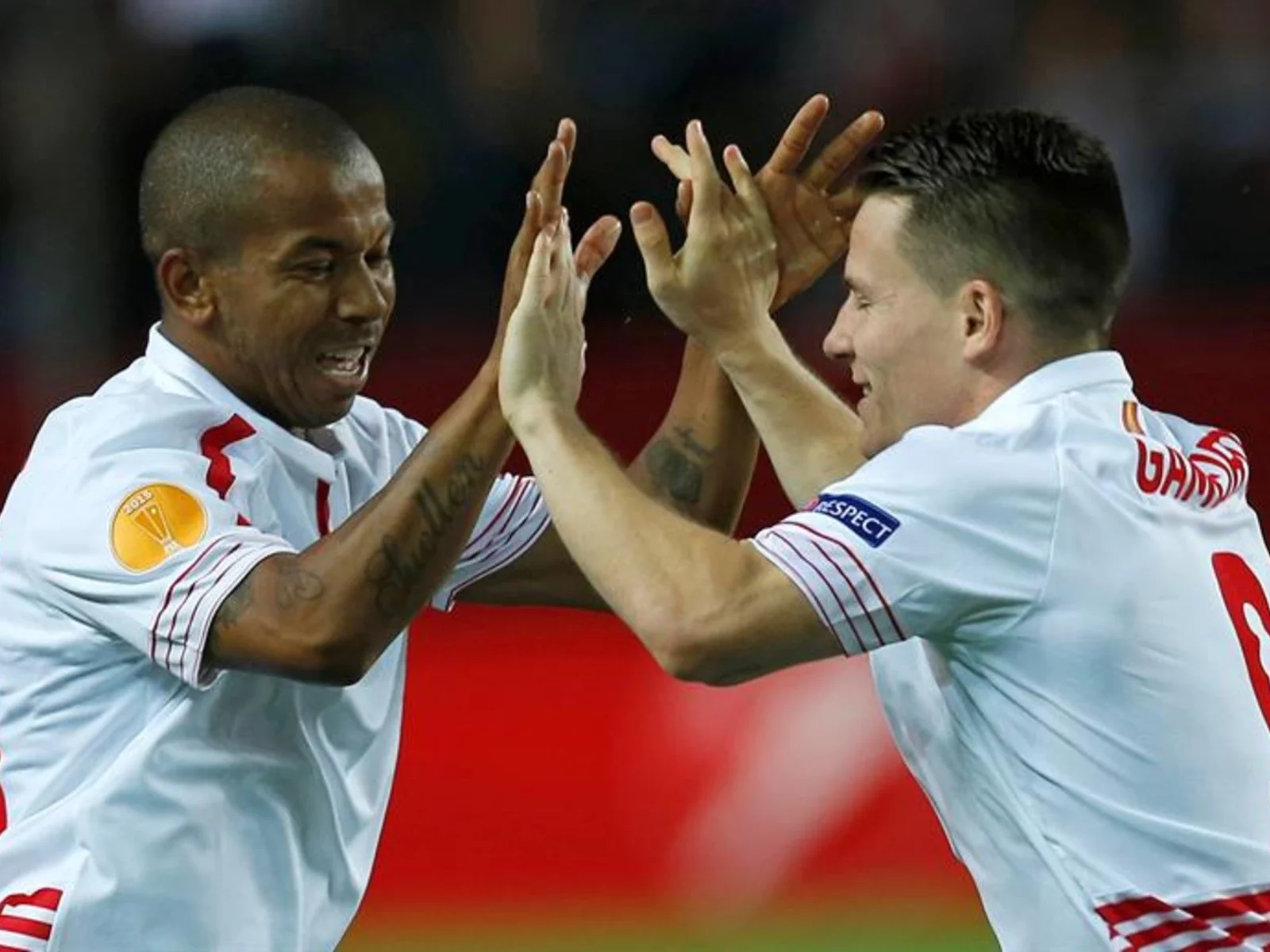 Revisa las mejores postales del paso de Liverpool y Sevilla a la final de Europa League