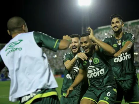 Revive aquí las imágenes del emotivo encuentro entre Chapecoense y Nacional