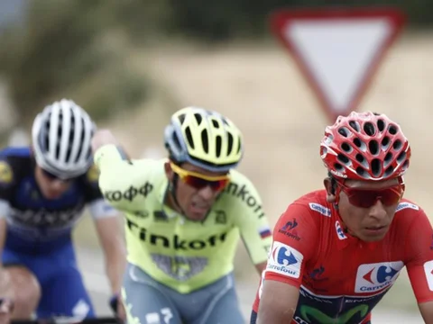 Revive aquí las mejores postales que dejó Nairo Quintana en la Vuelta a España