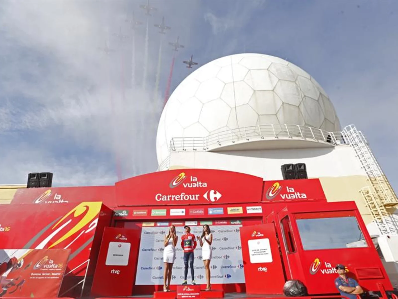 Revive aquí las mejores postales que dejó Nairo Quintana en la Vuelta a España