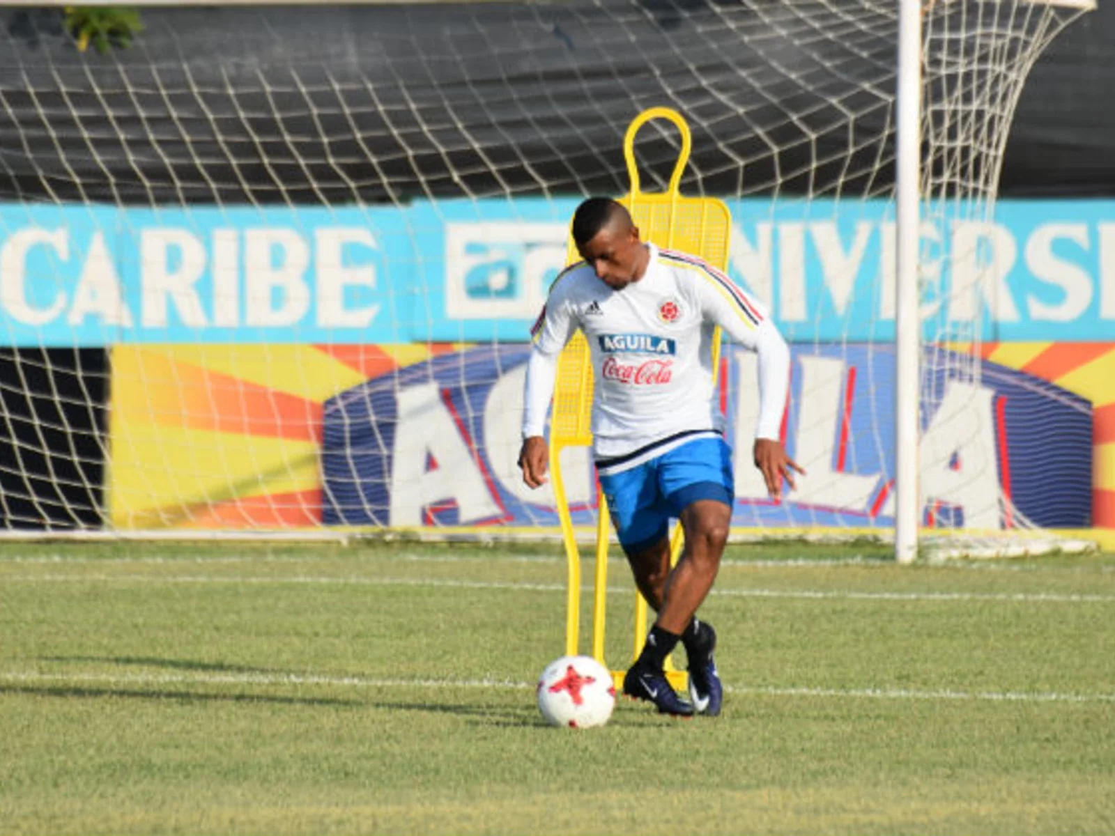 Selección Colombia entrenó con los 26 llamados por José Pékerman