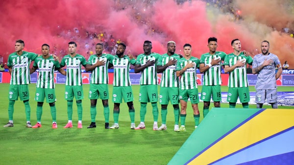 ¿Quiénes podrían suplir a Guzmán en la titular de Nacional?