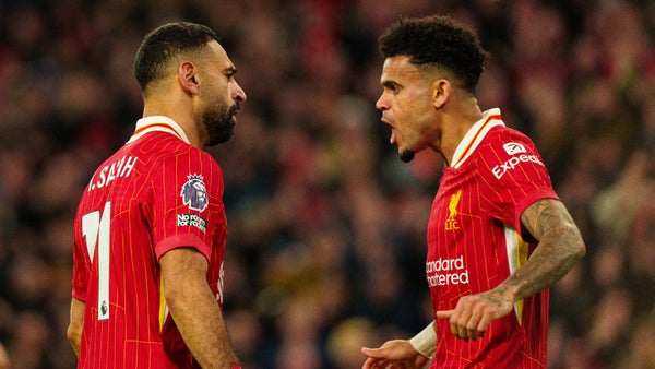 Luis Díaz sigue en carrera por conquistar la Carabao Cup