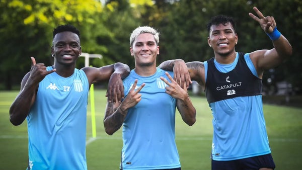 Johan Carbonero podría fichar por su primer club de Brasil