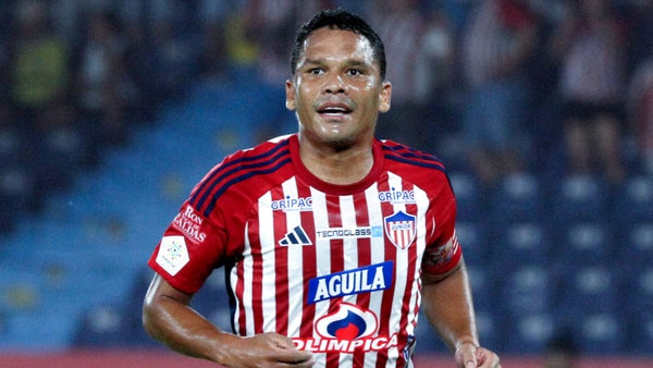 Club que jugará la Libertadores 2025, interesado en Carlos Bacca