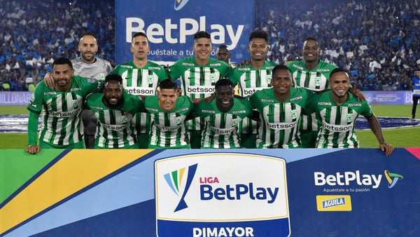 Nacional no descartaría el regreso de un jugador de selección Colombia