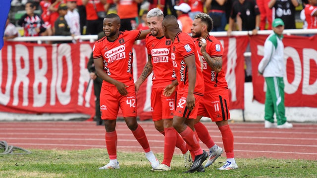 Jugadores de Améria tras celebrar un gol