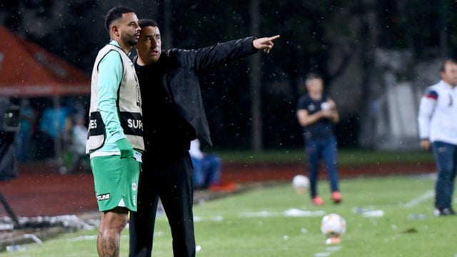 Edwin Cardona y Efraín Juárez