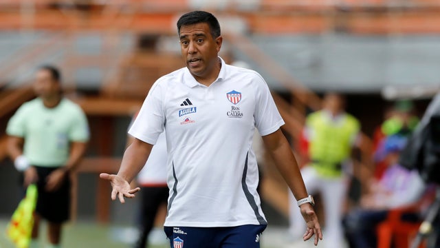César Farías, DT de Junior de Barranquilla