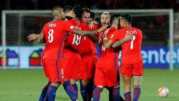 América de Cali estaría negociando con Eduardo Vargas