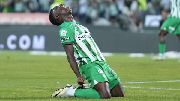 Atlético Nacional mantendría a Marino Hinestroza