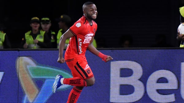 Jader Quiñones tendría nuevo equipo en el FPC