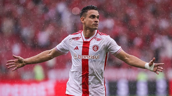 Rafael Borré le arruinó el debut a Daniel Giraldo en Brasil