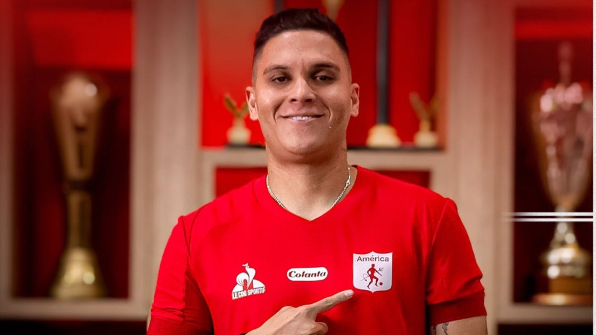 Juanfer camiseta de América