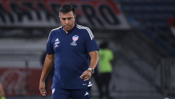 César Farías criticó la jugada del empate de Rionegro Águilas ante Junior