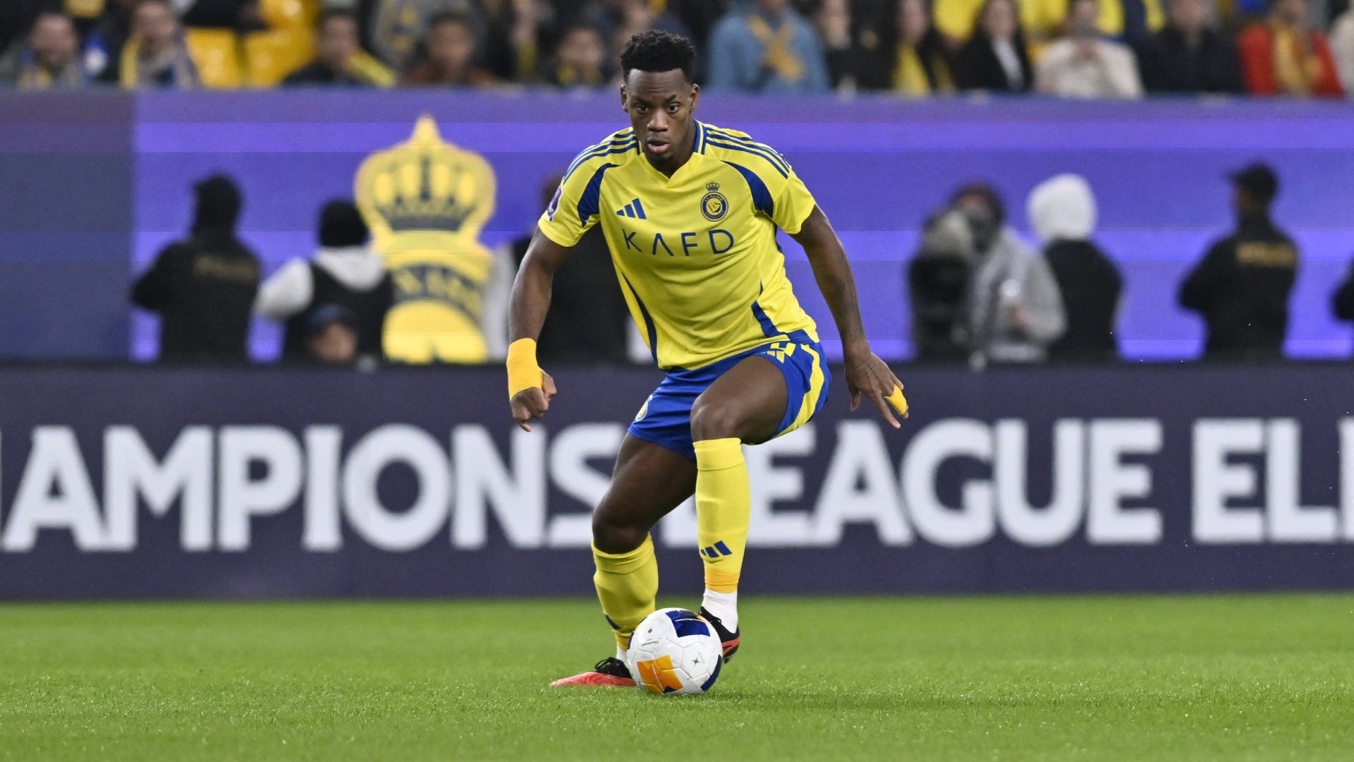 Jhon Jáder Durán con Al-Nassr en partido / AFP