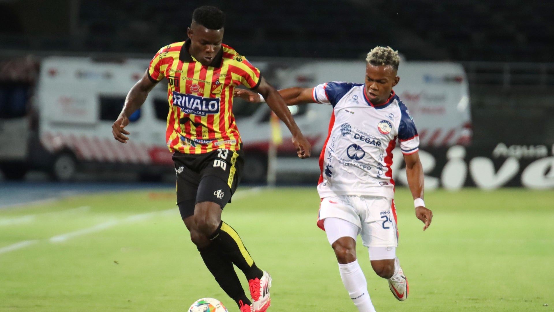 Yuber Quiñones y Edwin Torres en Pereira vs Alianza - VizzorImage