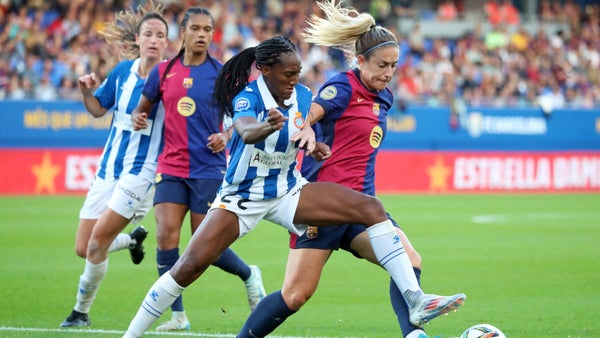 Daniela Caracas, víctima de inaudito acoso por defensa de Barcelona Daniela Caracas, víctima de inaudito acoso por defensa de Barcelona