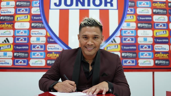 El emotivo video con el que Junior presentó a Teófilo Gutiérrez