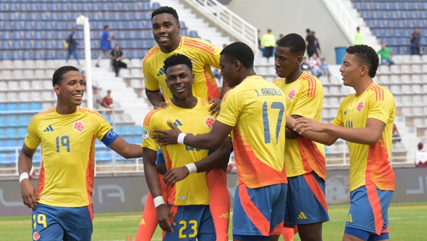 Colombia venció 3-1 a Uruguay con Neyser Villarreal como figura
