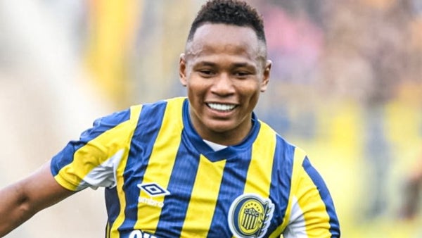 Jaminton Campaz brilla en el clásico rosarino con un golazo