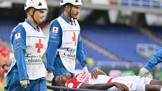 Jordy Monroy se lesionó en Santa Fe - VizzorImage