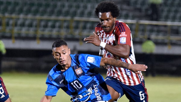 ¡Malas noticias en Junior! Didier Moreno vio roja vs. Boyacá Chicó