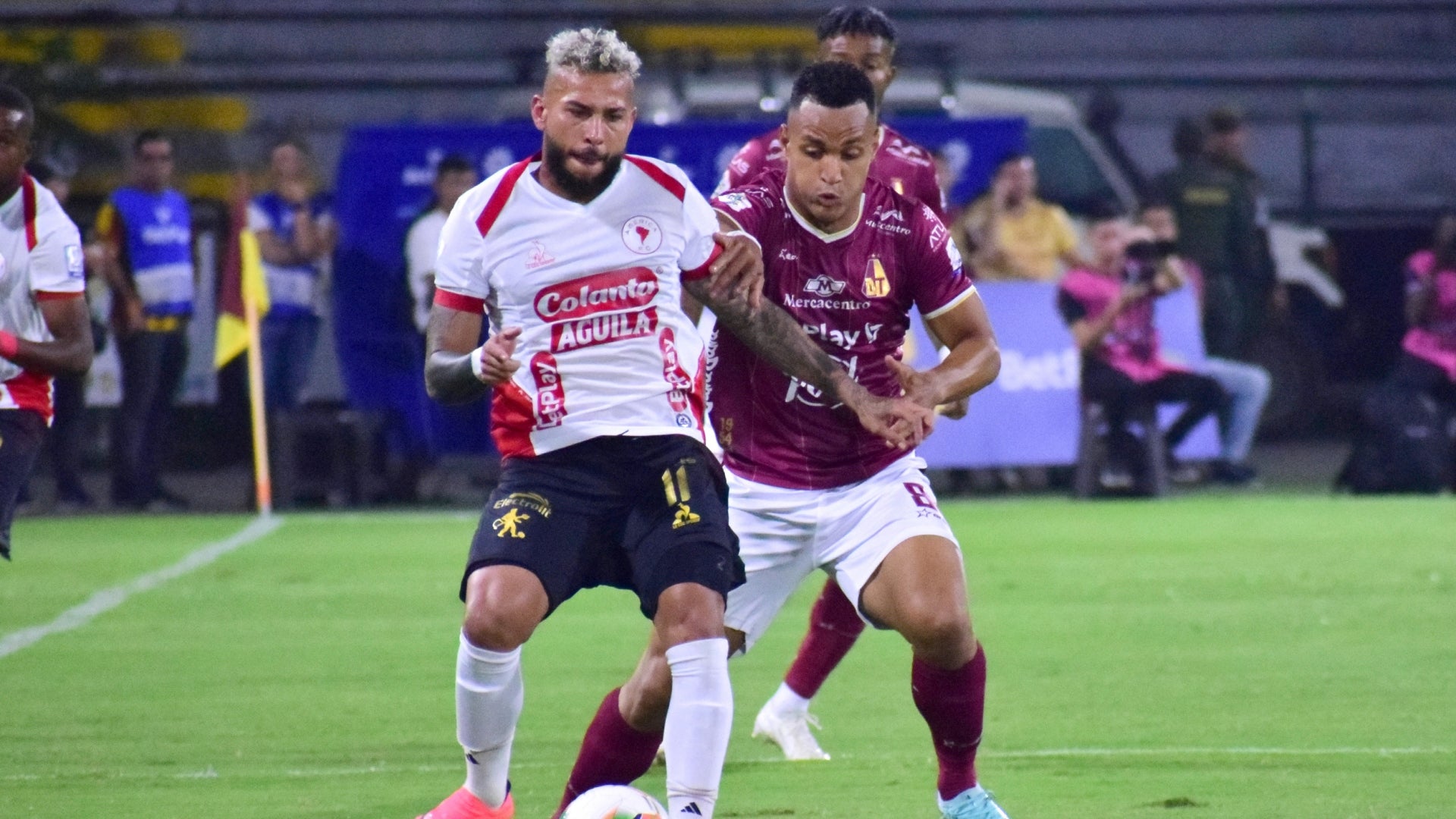 Duván Vergara y Brayan Rovira en Tolima vs América - VizzorImage