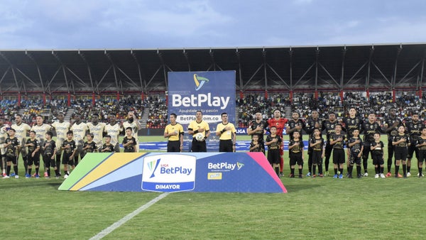 Hubo actos de vandalismo de hinchas, tras el Llaneros vs. Cali
