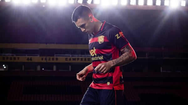 Futbolista colombiano sufrió un accidente de tránsito tras su presentación en Brasil