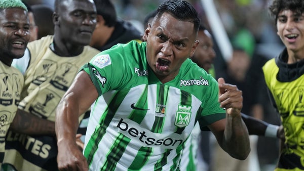 Alfredo Morelos dejó un mensaje tras conocer su dura sanción