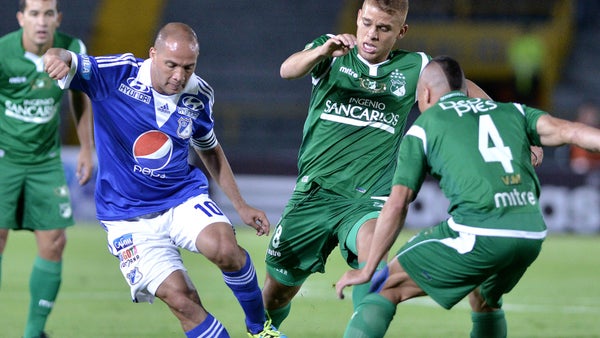 Exjugador de Millonarios y Cali visitó a un club antes del clásico