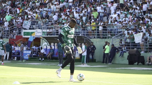 El autogol de Nacional tras el doble blooper de sus jugadores El autogol de Nacional tras el doble blooper de sus jugadores