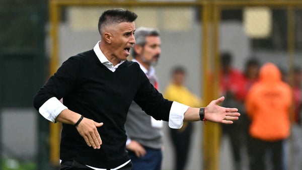 Pablo Peirano estaría en la mira de inesperado club del FPC