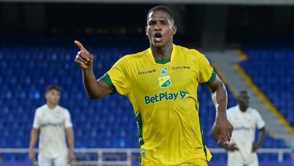 ⚽ Golazo desde la mitad de la cancha de Huila a Bogotá