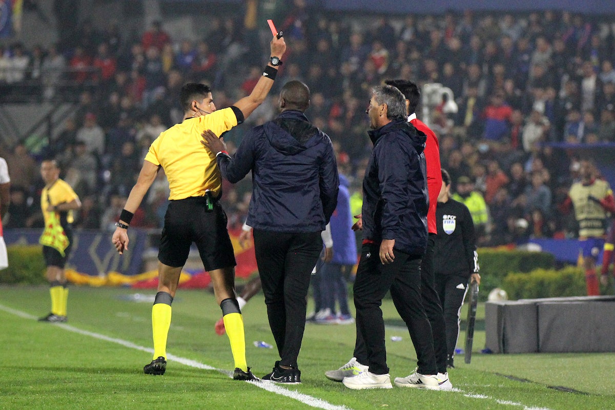 Antecedentes entre Ortiz y Da Silva - VizzorImage