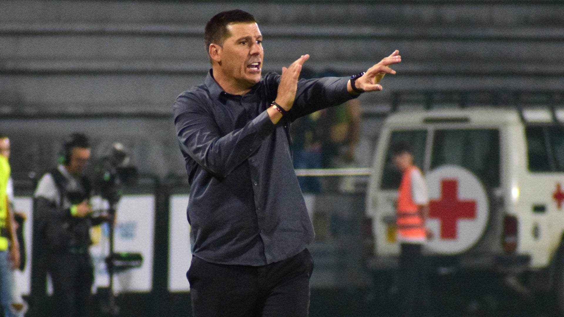 Juan Cruz Real, técnico argentino - VizzorImage