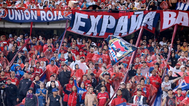 Hinchas de Independiente Medellín - VizzorImage