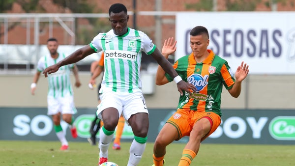 ¡Con uno menos! Nacional sumó un punto ante Envigado