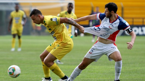 Bucaramanga le remontó a Alianza V. y llegó a su segunda victoria Bucaramanga le remontó a Alianza V. y llegó a su segunda victoria