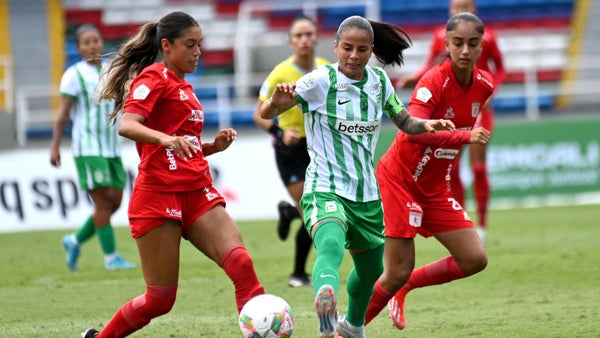 América y Nacional repartieron puntos en la Liga Femenina