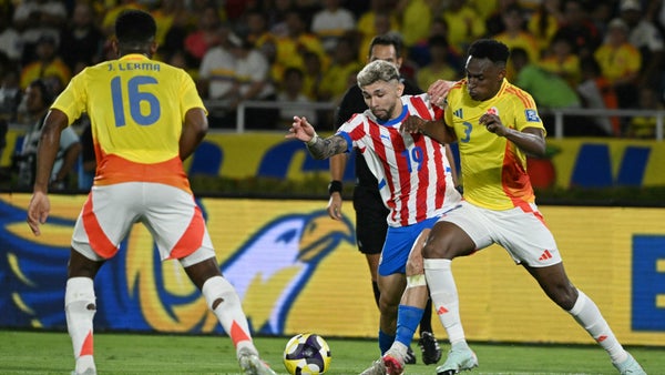 Así quedó la tabla de Eliminatorias tras el empate de Colombia