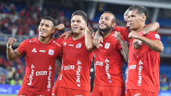 Quintero marcó golazo en América tras llegar de selección Colombia