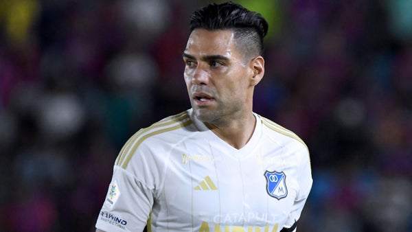 Falcao García acompañó a Millonarios en el clásico ante Santa Fe Falcao García acompañó a Millonarios en el clásico ante Santa Fe