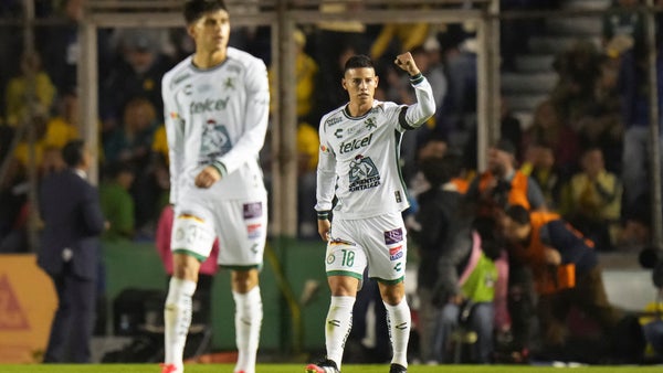 Jugadores de León protestaron por la sanción de la FIFA Jugadores de León protestaron por la sanción de la FIFA